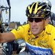 Illustration for article titled Lance Armstrong Takes On The Wall Street Journal, Lance Armstrong Tweet-Reports